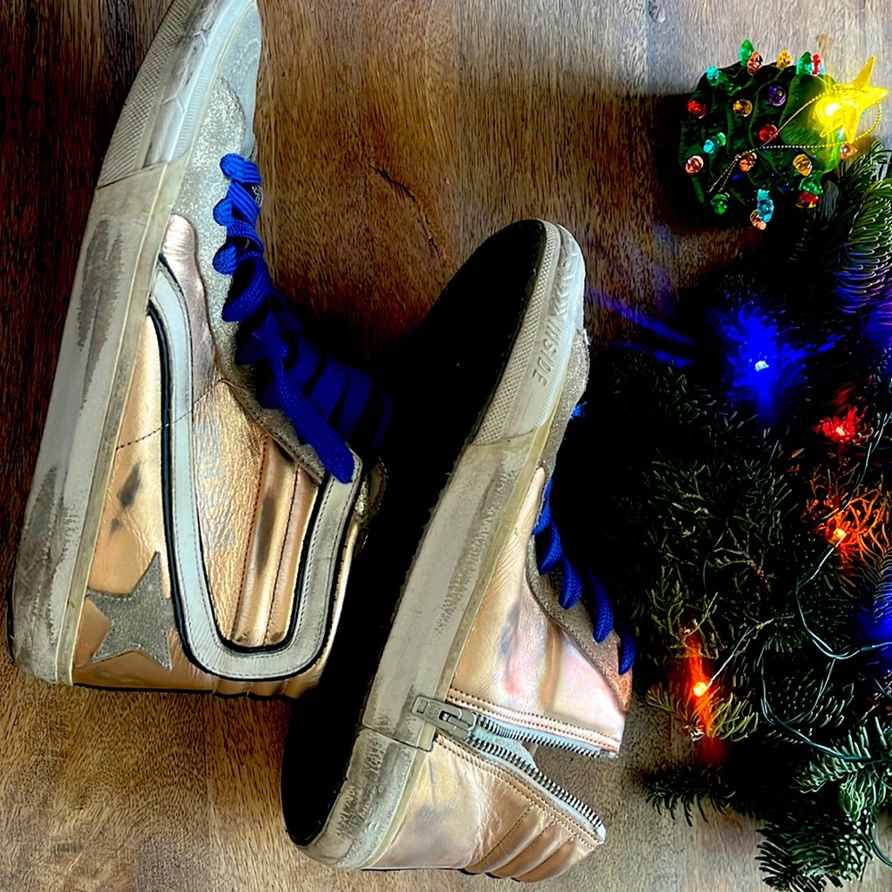 Golden Goose Slide super cool! Nice style.